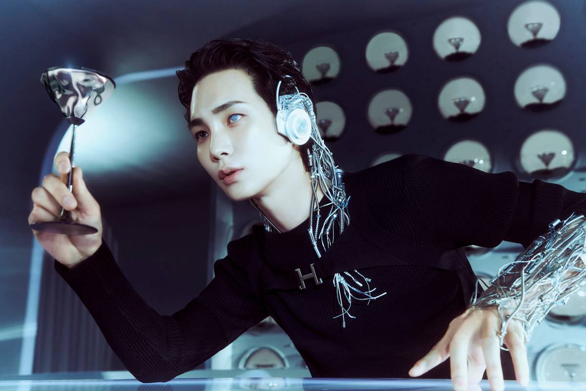 SHINee KEY